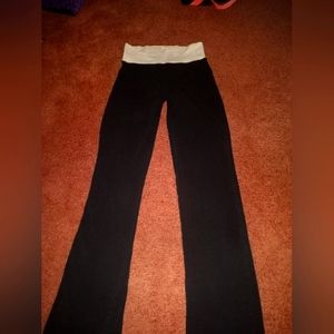 Medium junior yoga pants Forever 21